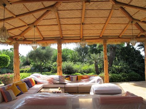 Tiki Hut Design - Landscaping Network