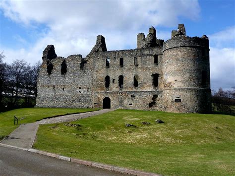 Balvenie Castle - Moray Scotland Castles, Scottish Castles, Louvre, Forts, Mansions, House ...