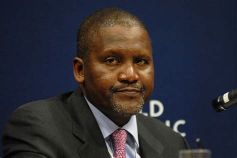 Aliko Dangote gets $3.3billion loan from 12 banks to build oil refinery ...