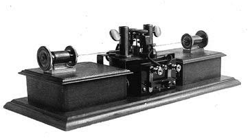 Early radio transmitter invented by Tesla, 1898. | Tesla