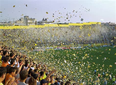 European Football Weekends: Aris Thessaloniki fans