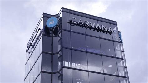 Carvana Review: My Experience Buying a Used Car Online (And From a Vending Machine)