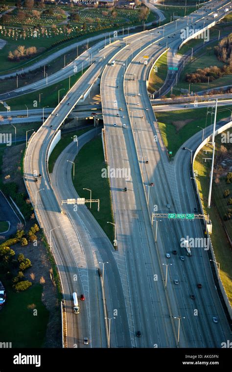 Aerial view of traffic on Dan Ryan Expressway in Chicago Illinois Stock ...