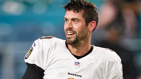 Ravens kicker Justin Tucker signs four-year extension through 2027 season