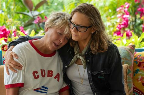 Annette Bening and Jodie Foster Star in 'Nyad' Trailer (Exclusive)