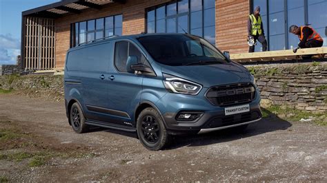 New Ford Transit Custom Trail | Ford UK