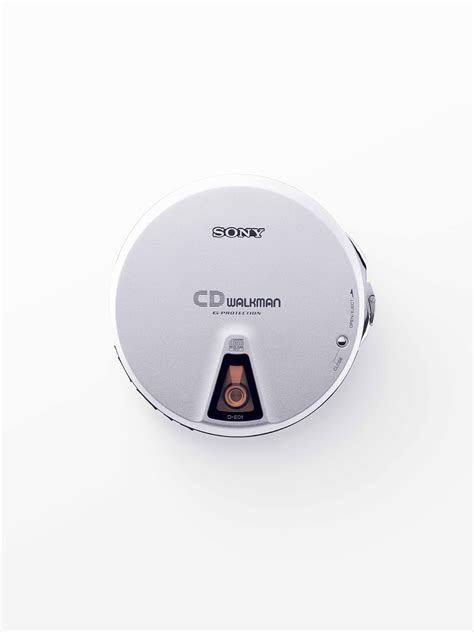 Sony Group Portal - D-E01 CD WALKMAN® (Portable CD Player) | Gallery | Sony Design