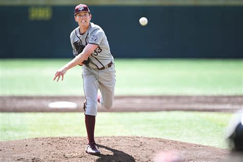 No. 3 Texas A&M baseball team steamrolls No. 19 South Carolina in SEC ...