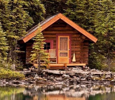 A Little Cabin in the Woods is All We Need (19 Photos) – Suburban Men