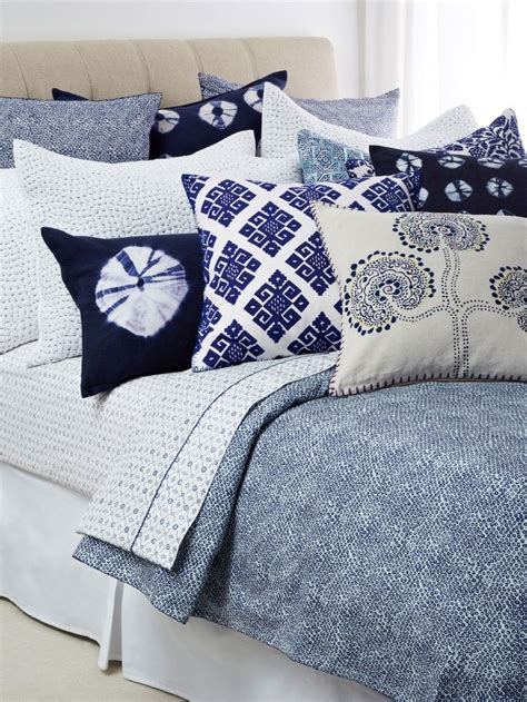 Indigo bedding (With images) | Indigo blue bedroom, Blue bedroom ...