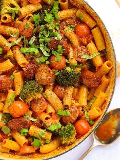 Chorizo Pasta {One Pan Recipe}