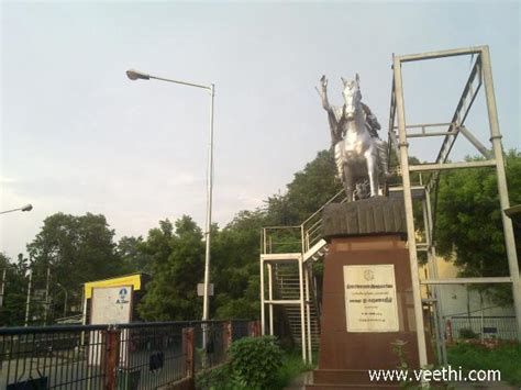 Dheeran Chinnamalai Statue, Guindy | Veethi