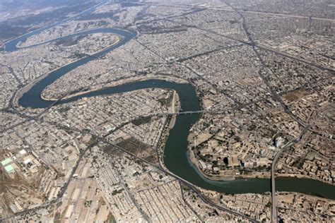 Dammed, dirty, drained by war: can Iraq's Tigris River be restored? - CSMonitor.com