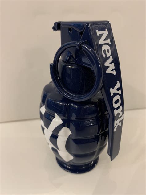 New York Yankees Art Grenade signed by David Cone. LE #1/1. Beckett BAS COA. - The Autograph Source