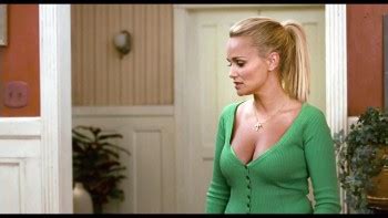 Giftopia HD Screen Caps: Kristin Chenoweth - Deck the Halls