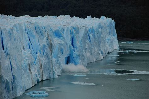 The Nomadic Pinoy: Perito Moreno Glacier