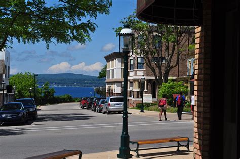 Little Traverse Bay in Downtown Petoskey in the Summertime… | Flickr