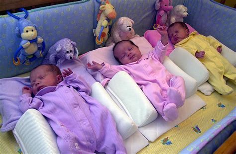 All three in one crib Twin Babies, Cute Babies, Twins, Triplets Nursery ...