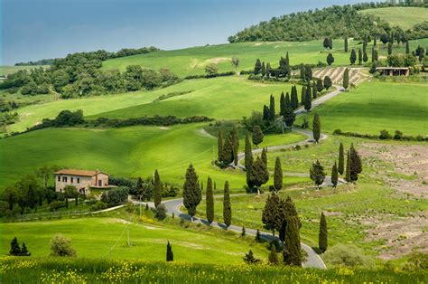 Tuscany Scenic Drives - TOP 4 scenic driving routes!