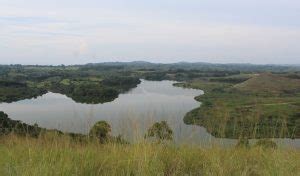 Crater Lakes Visit in Fort Portal | African Pearl Safaris