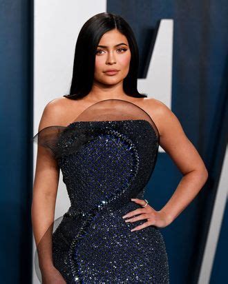 Kylie Jenner Not a Billionaire, According to Forbes Report