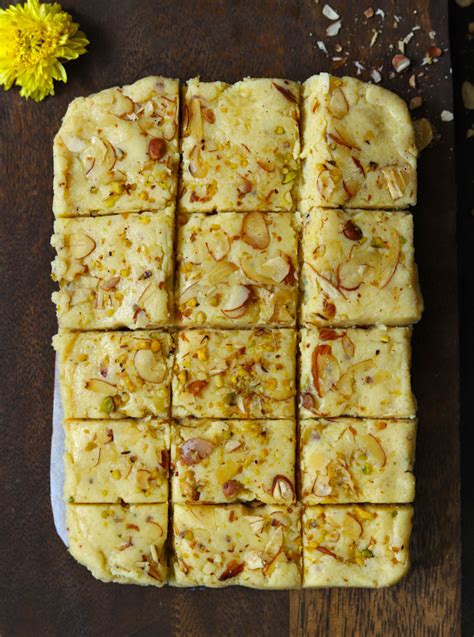 Mawa Barfi Recipe (Khoye Ki Barfi) - Fun FOOD Frolic