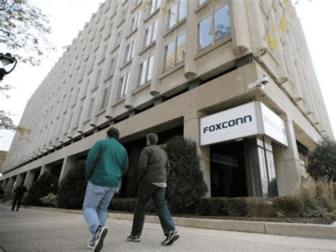 Foxconn gets approval to invest $1 bn more in Apple India plant: Report