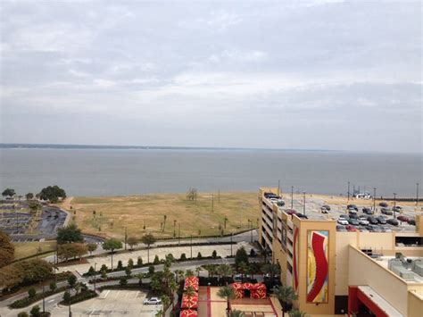 Golden Nugget Casino - 123 Photos & 85 Reviews - Casinos - 151 Beach Blvd, Biloxi, MS - Phone ...