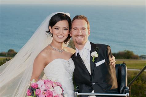 These Photos Of Limbless Nick Vujicic And His Family Will Inspire You
