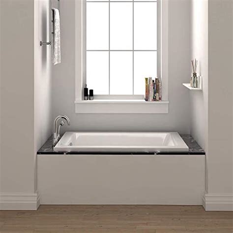 25 Best Corner Tubs for Small Bathrooms to Save More Space