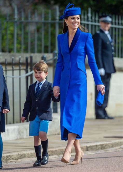 Prince William, Princess Kate and kids coordinate in royal blue for ...