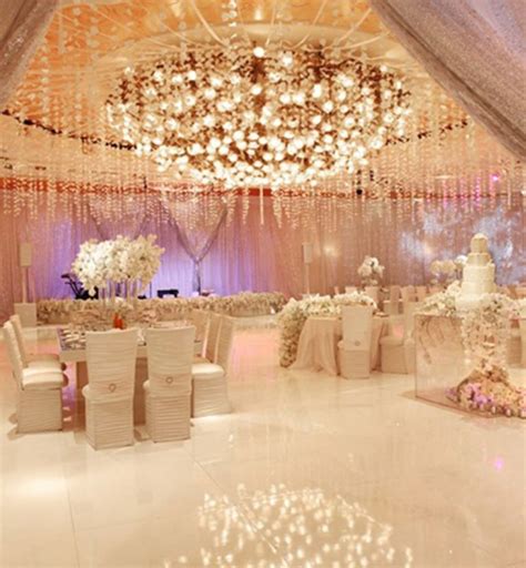 Luxury Wedding Reception with a Perfect And Awesome Decoration Ideas