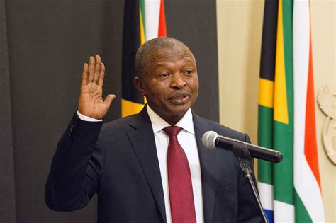 Mabuza's Path Cleared to Return as South Africa Deputy President - Bloomberg