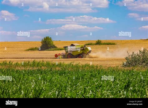 Palouse harvest hi-res stock photography and images - Alamy