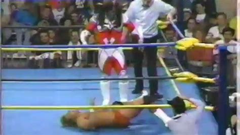 Jushin Thunder Liger vs. Brian Pillman