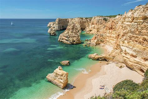 Exploring Portugal’s Beautiful Algarve Region