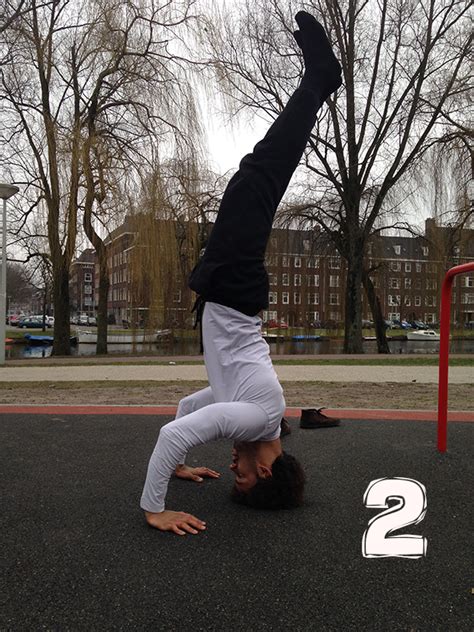 Tripod Handstand | Bar Brothers Groningen For Calisthenics Workout