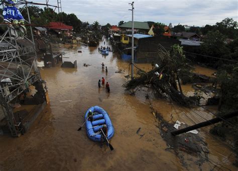 Deadly floods in the Philippines - CBS News