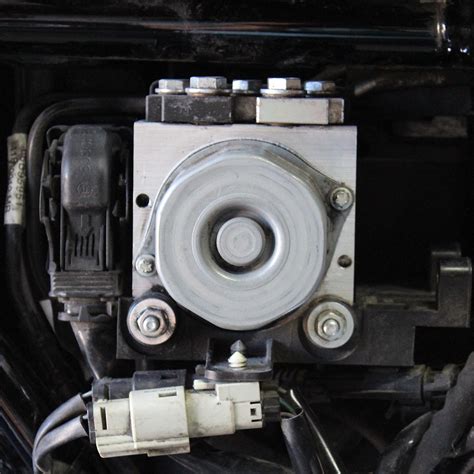 How To Bleed Brakes On 2006 Toyota Highlander Hybrid - Latest Toyota News