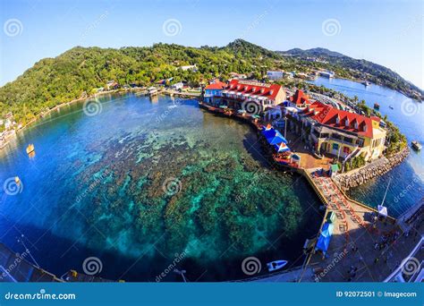 Coxen Hole, editorial photo. Image of nature, honduras - 92072501