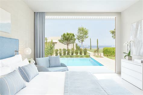 Deluxe Junior Suite Bungalow with Private Pool Garden View, Ikos Dassia | Attika Premium