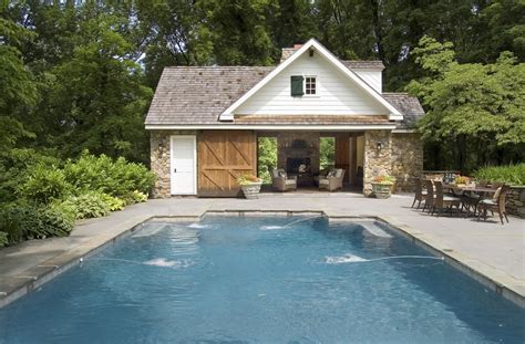 20+ Backyard Small Pool House Ideas – DECOOMO