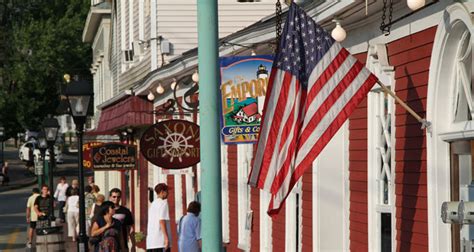 Shopping Kennebunkport ME Dock Square Shopping | Kennebunkport Maine Hotel and Lodging Guide