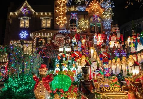 Christmas Holiday Light Tours in Phoenix, Arizona