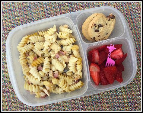 BentoLunch.net - What's for lunch at our house: Quick Pasta Salad Bento