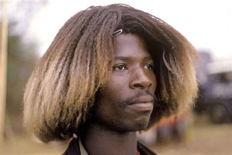 Traditional hairstyle | Swazi Portraits | Swaziland | OzOutback