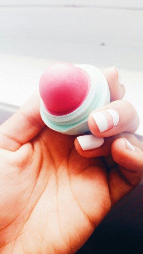 Diy eos. Using chapstick, half a non toxic crayon, and a small amount of coconut oil. | Eos diy ...