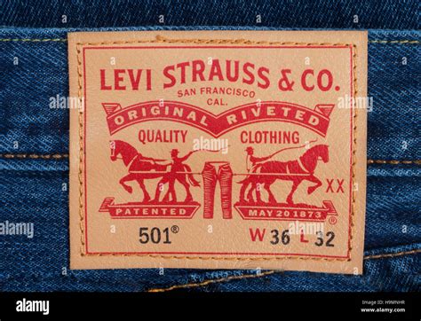 Introducir 43+ imagen logo of levi's jeans - Abzlocal.mx