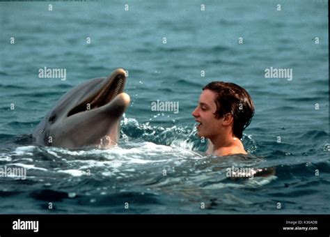 FLIPPER ELIJAH WOOD DOLPHIN Date: 1996 Stock Photo - Alamy