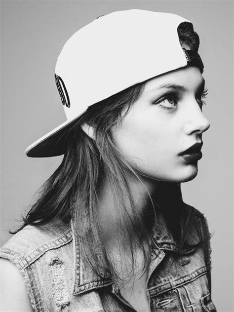 Pin by Blake Walker on photo shoot inspiration | Streetwear chic, Fashion, Style